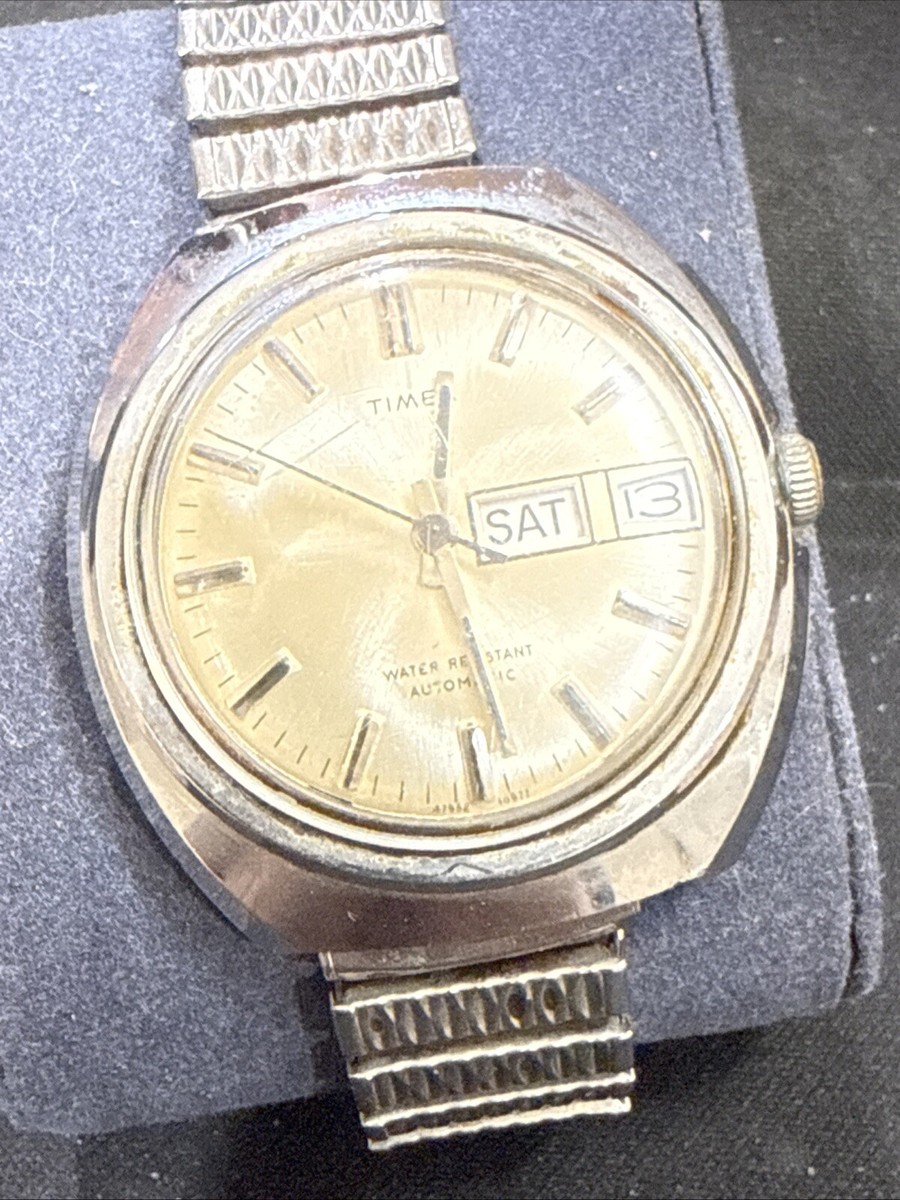 Vintage Automatic Timex Watch 47952-10977 Running Date And Day | eBay