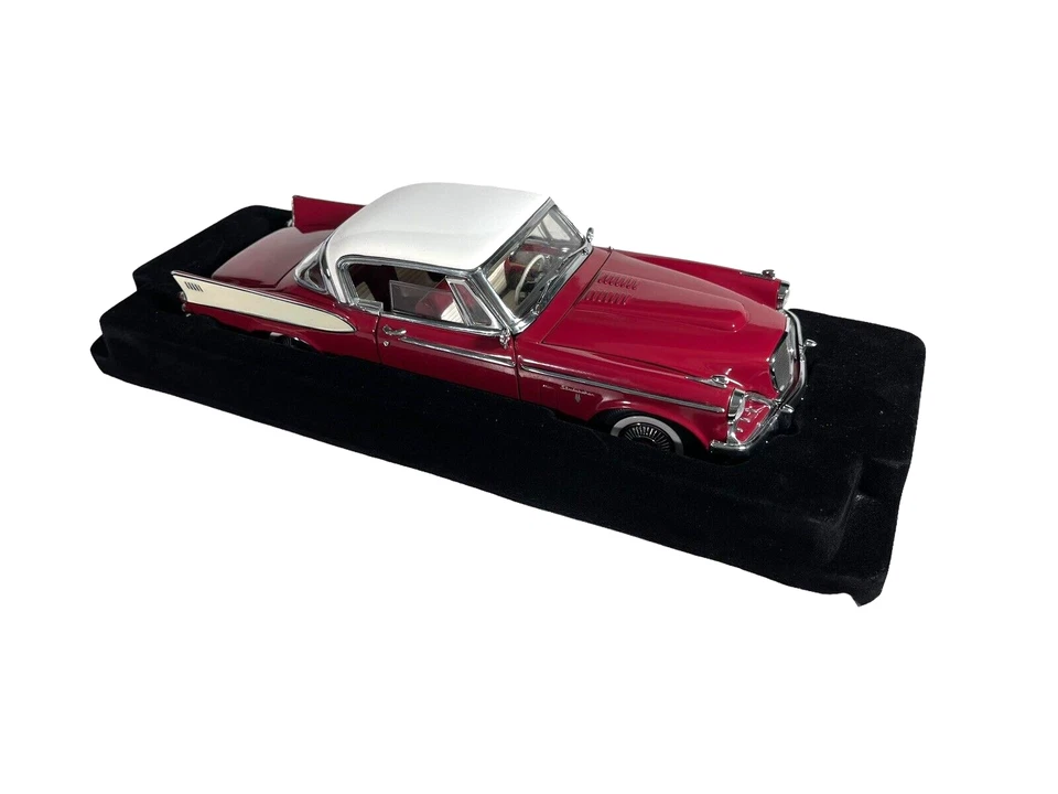#20018 Yat Ming Signature Series 1958 Studebaker Golden Hawk ~ fundido a presión 1:18 Foto 3 de 4