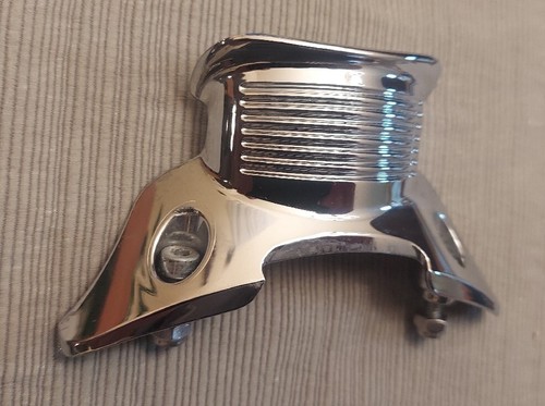 FABRICANTE DE EQUIPOS ORIGINALES HARLEY VRSC VROD VELOCÍMETRO CARCASA BISEL 71212-06 RARO OBSOLETO - Imagen 2 de 4