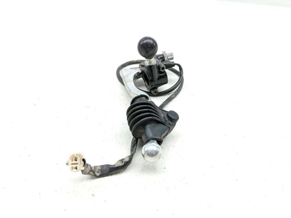 08-20 Yamaha WR250R Clutch Master Cylinder - Image 2 of 4