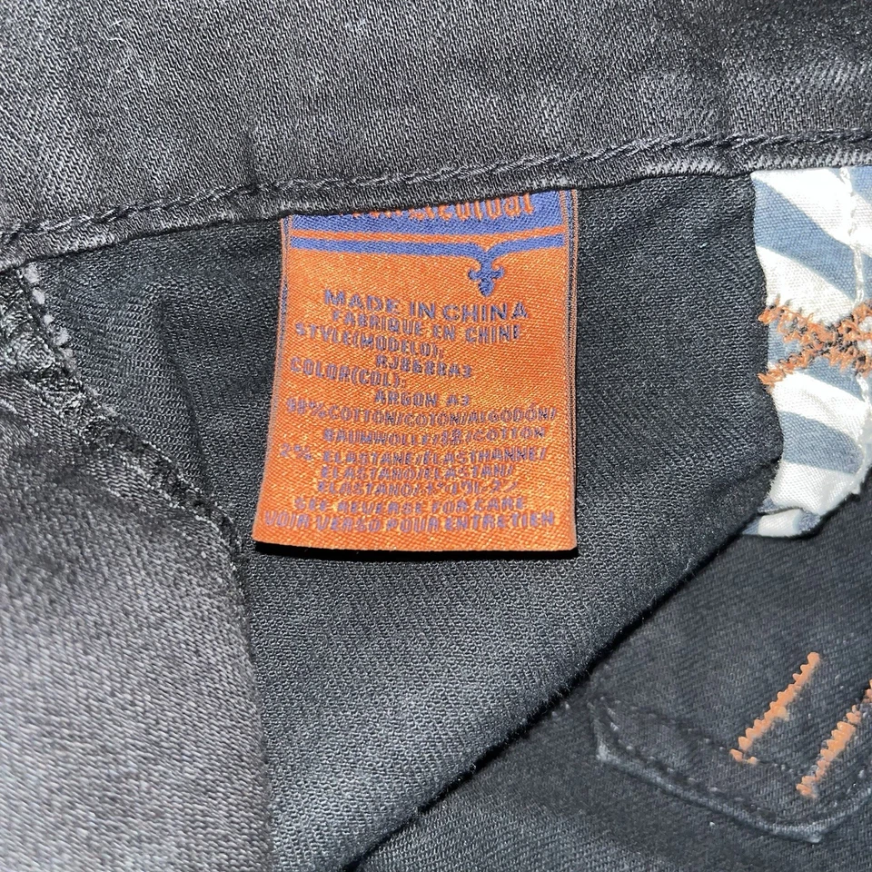 Pantalones de mezclilla oscuros Rock Revival para hombre Foto 3 de 4