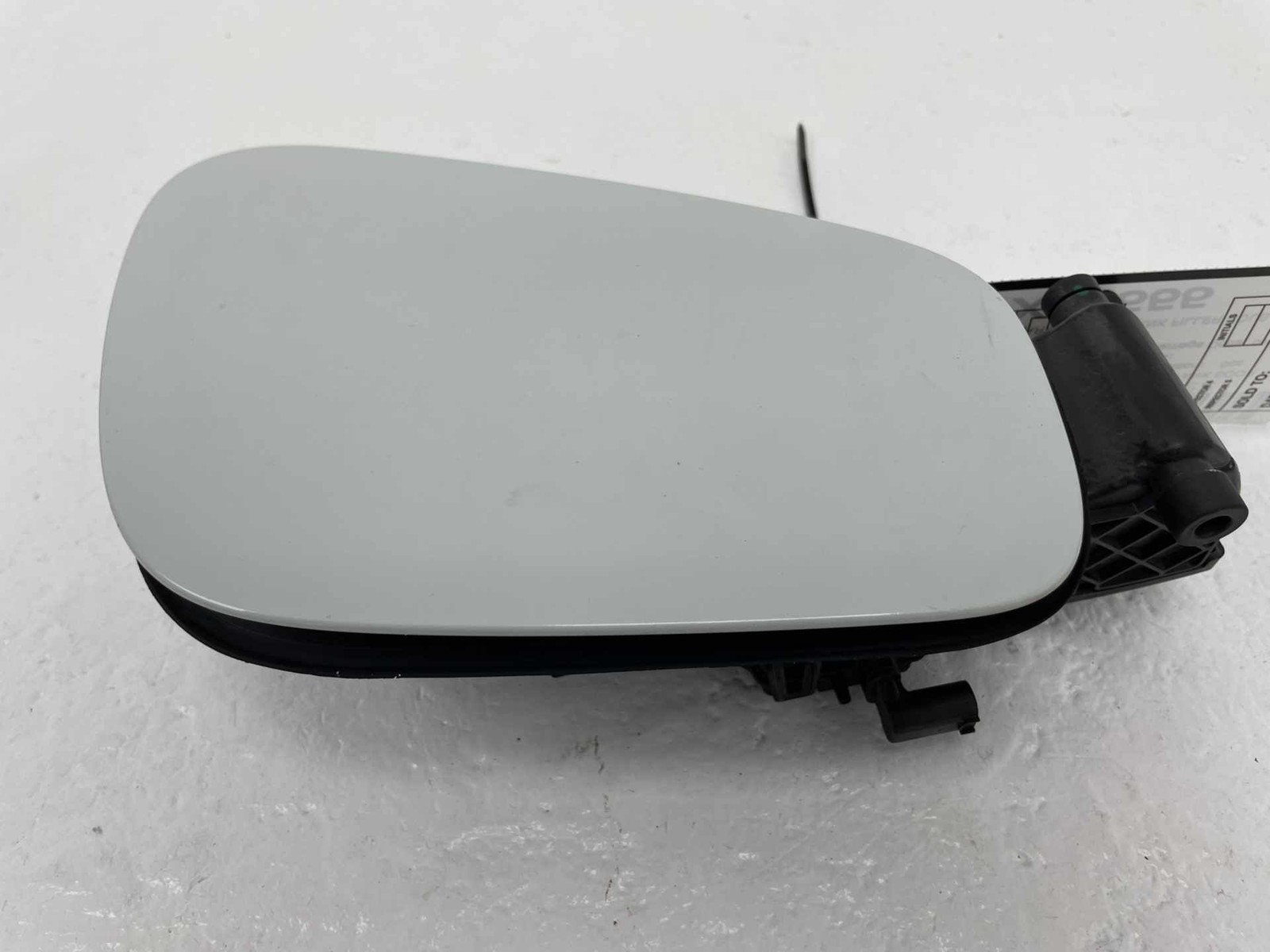 BMW i8 2014-2017 Rear Fuel door