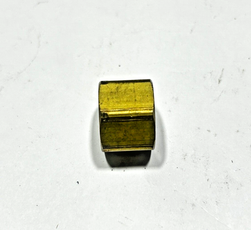 (10) Brass WEATHERHEAD 61x8 1/2" Tube OD Compression Nut Fitting - Picture 2 of 7