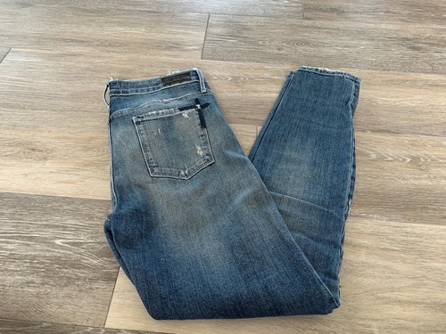 RTA BLUE DISTRESSED AND SHREDDED WOMEN 