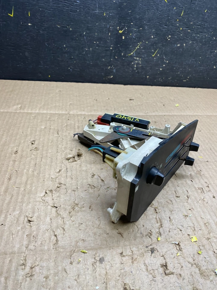 Ford Van Econoline E150 E250 1992 a 1996 aire acondicionado calefacción control de clima V1540 DG Foto 2 de 4