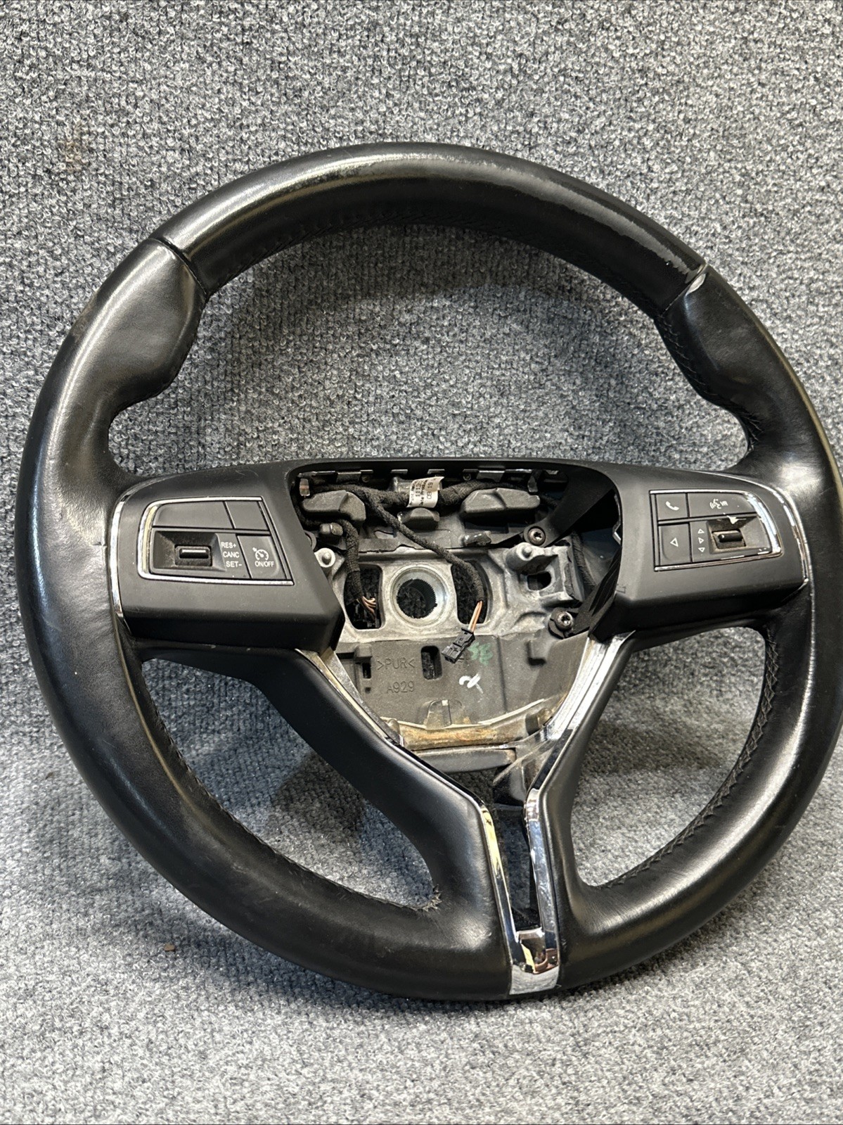 Maserati Ghibli OEM Steering Wheel – Part Number 1033614XXXD