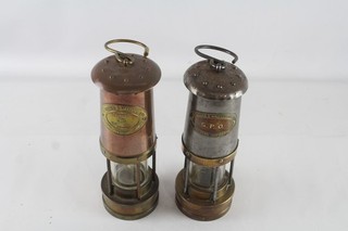 Miners Lamp E Thomas & Williams Cambrian Inc Brass/Steel Copper w/ Swing Handles