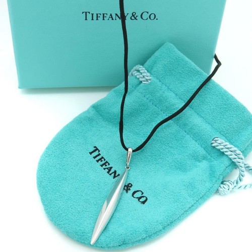 Feather Necklace 18K White Gold 