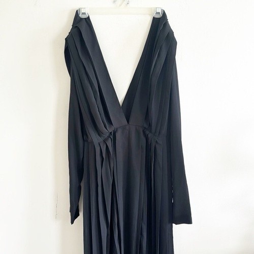 Victoria Beckham black pleated V-Neck Plissé shift long sleeve Dress Size Small - Picture 5 of 11