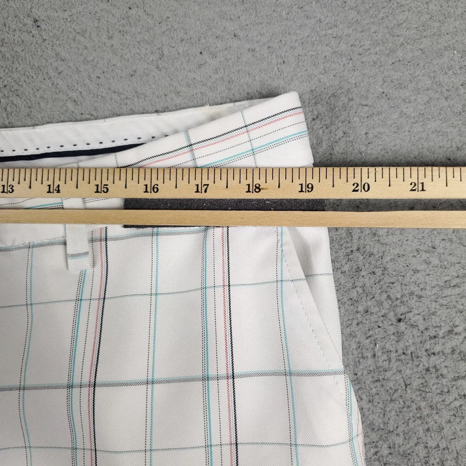 Pantalones Cortos Greg Norman Para Hombre Talla 34 Blanco Azul Cuadros Golf Informales Frente Plano Chino * Foto 4 de 4