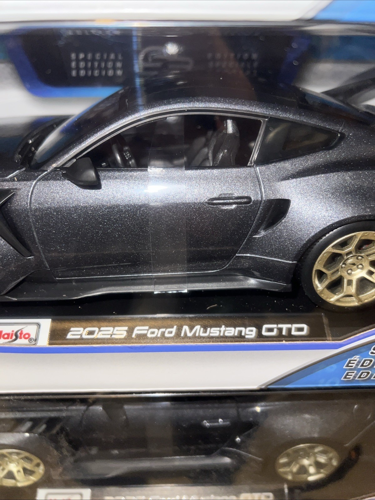 New Maisto 2025 Ford Mustang GTO Coupe, Metallic Titanium Grey, 1/18 Diecast Car