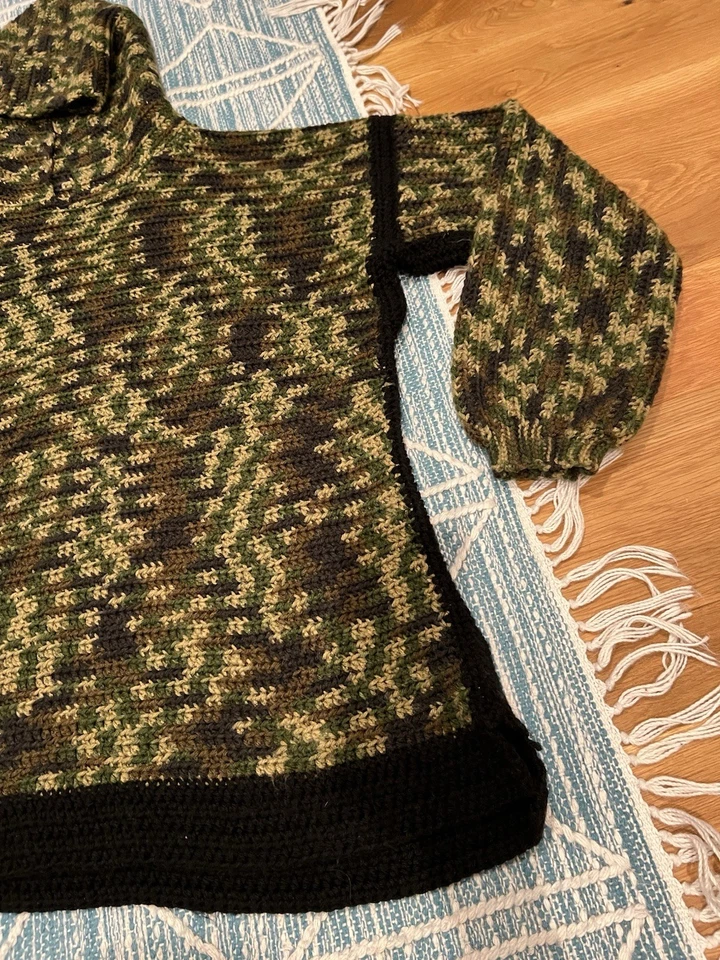 Sudadera con Capucha Hecha a Mano Crochet Camuflaje Gran Tamaño Hombres XXL Pesada Cálida Única Foto 3 de 4