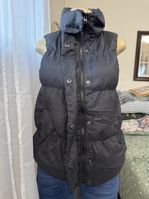 Gap Women's Black Quilted Puffer Vest*Size M* Down vest* Pockets* Sleeveless