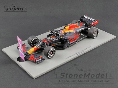 Spark (スパーク) 1/43 RB16B Max Verstappen 2021 F1 World Champion #33 Max Verstappen Red Bull RB16B Abu