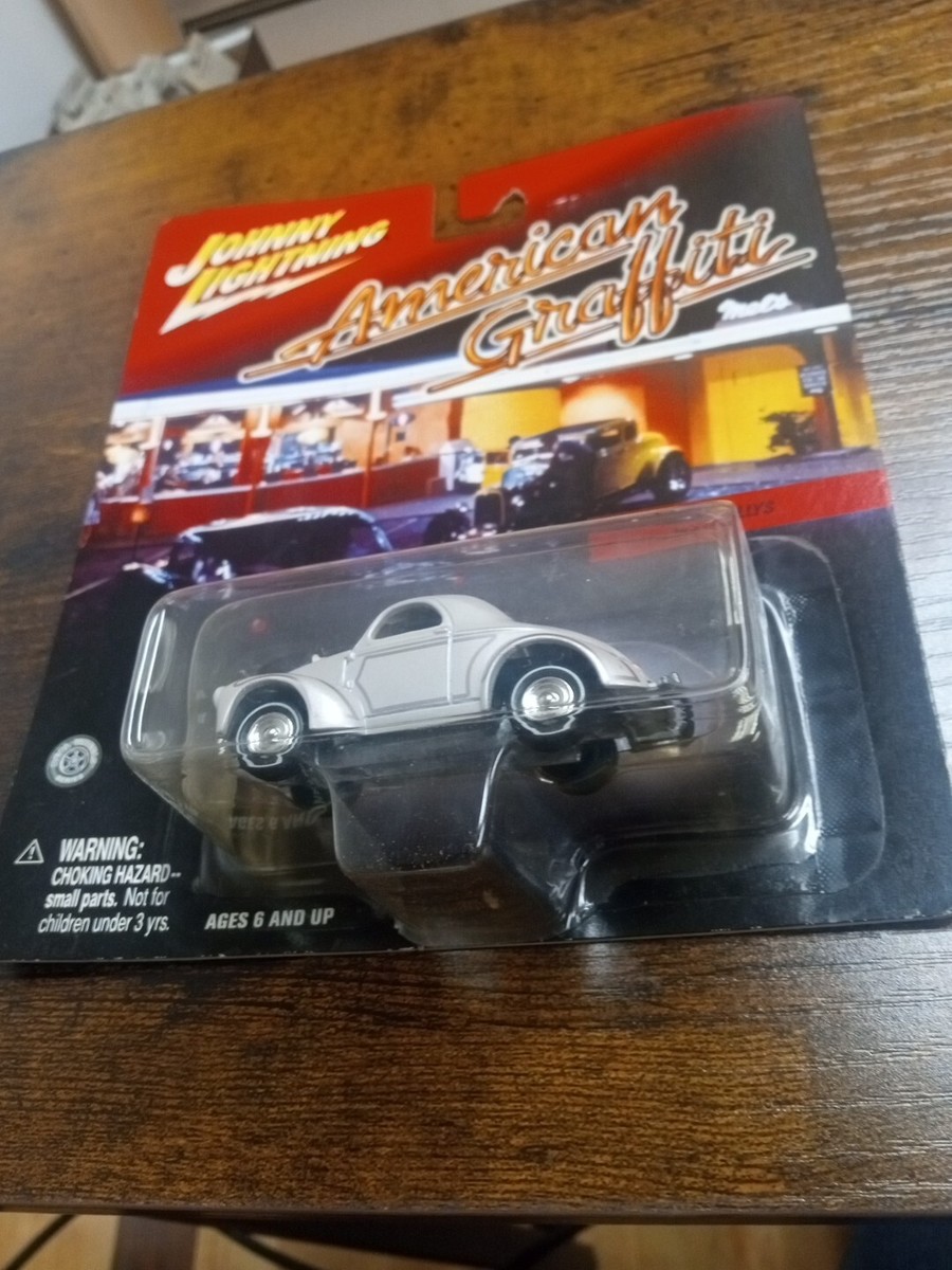 Johnny Lightning American Graffiti ミニカー American Graffiti Racing on Paradise Road Die-Cast Car