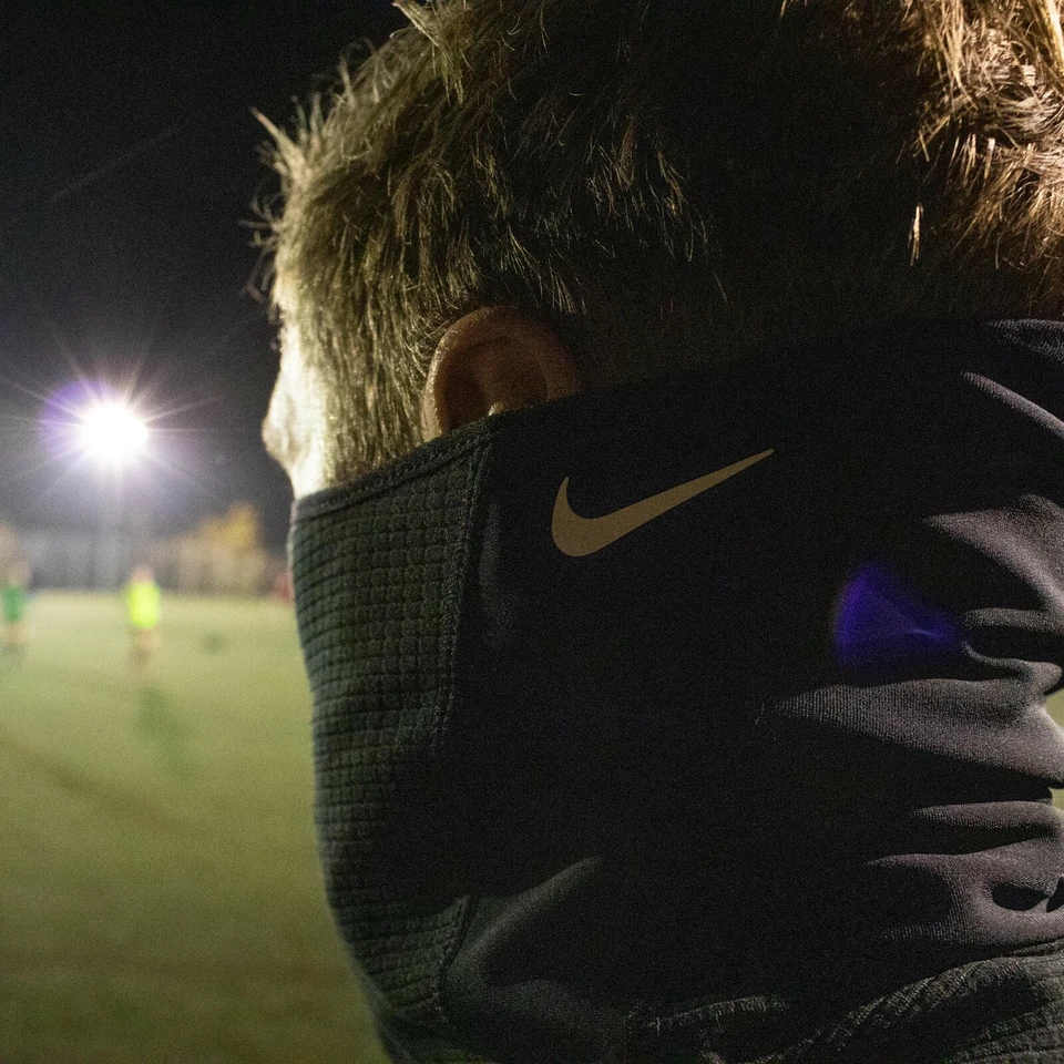 NIKE SNOOD NECK WARMER THERMAL GAITOR SCARF WINTER FACE TUBE FOOTBALL BLACK - image 3 of 4