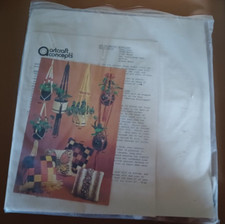 Vintage Rare Artcraft Concepts Neutral Tones Pillow Weaving Kit 1001