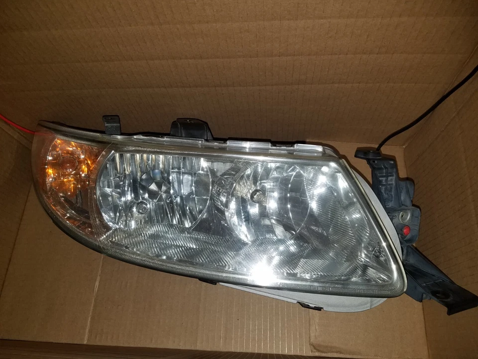 SAAB 9-2X 92X 2005 2006 pasajero derecho faro halógeno faro luz OEM Foto 3 de 4