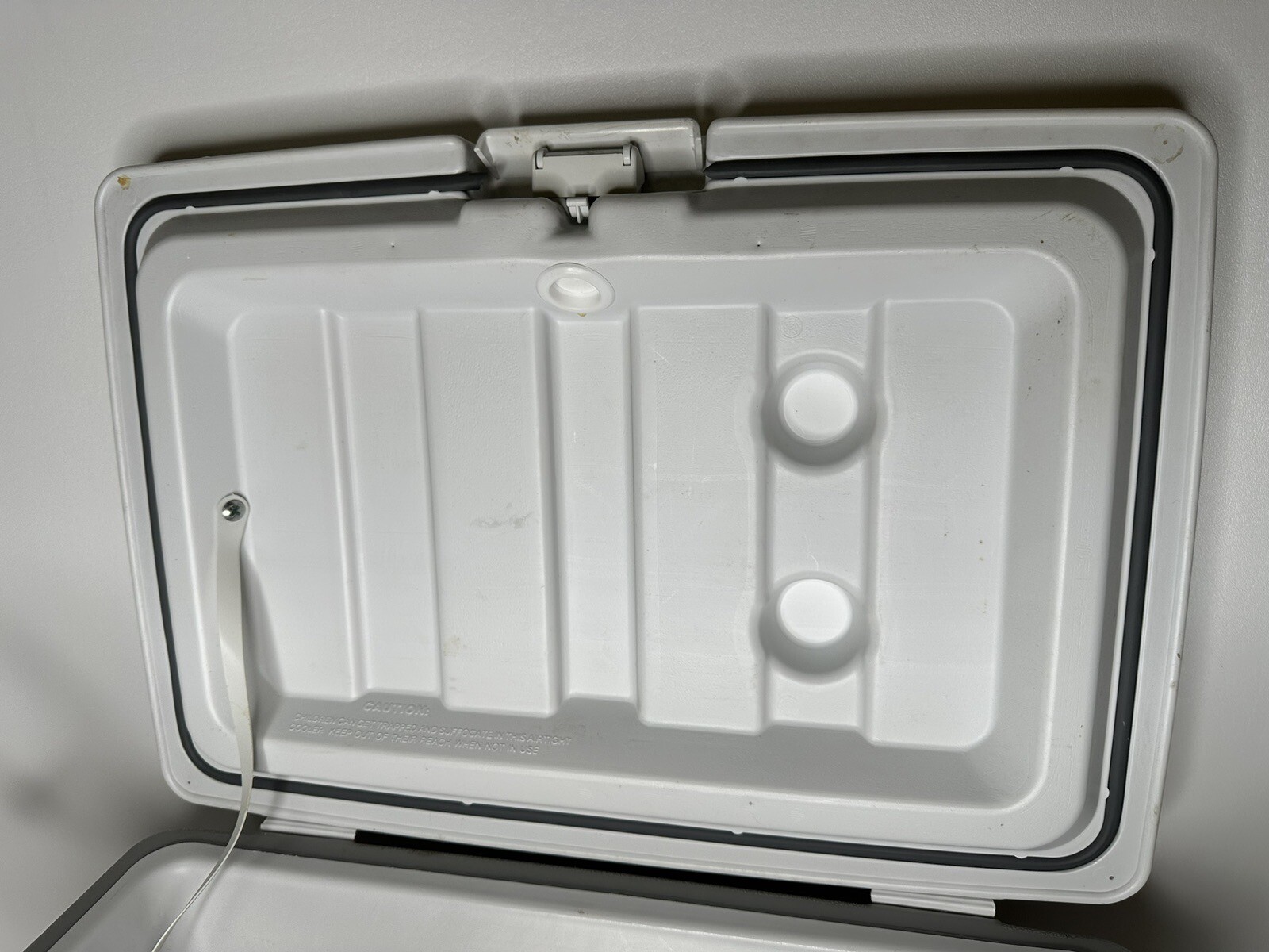 Coleman 5235 Thermoelectric Heater/Refrigerator 40qt Cooler DC Power eBay