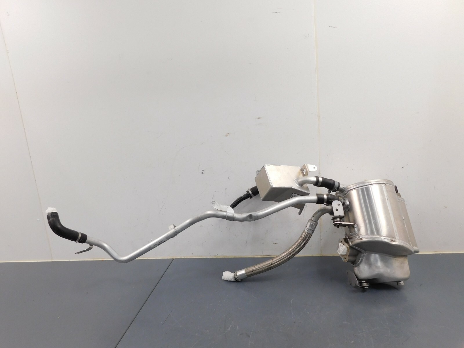 2019 17 18 19 20 McLaren 720S 720 Engine Oil Tanks / Reservoirs / Hoses #3721 X4