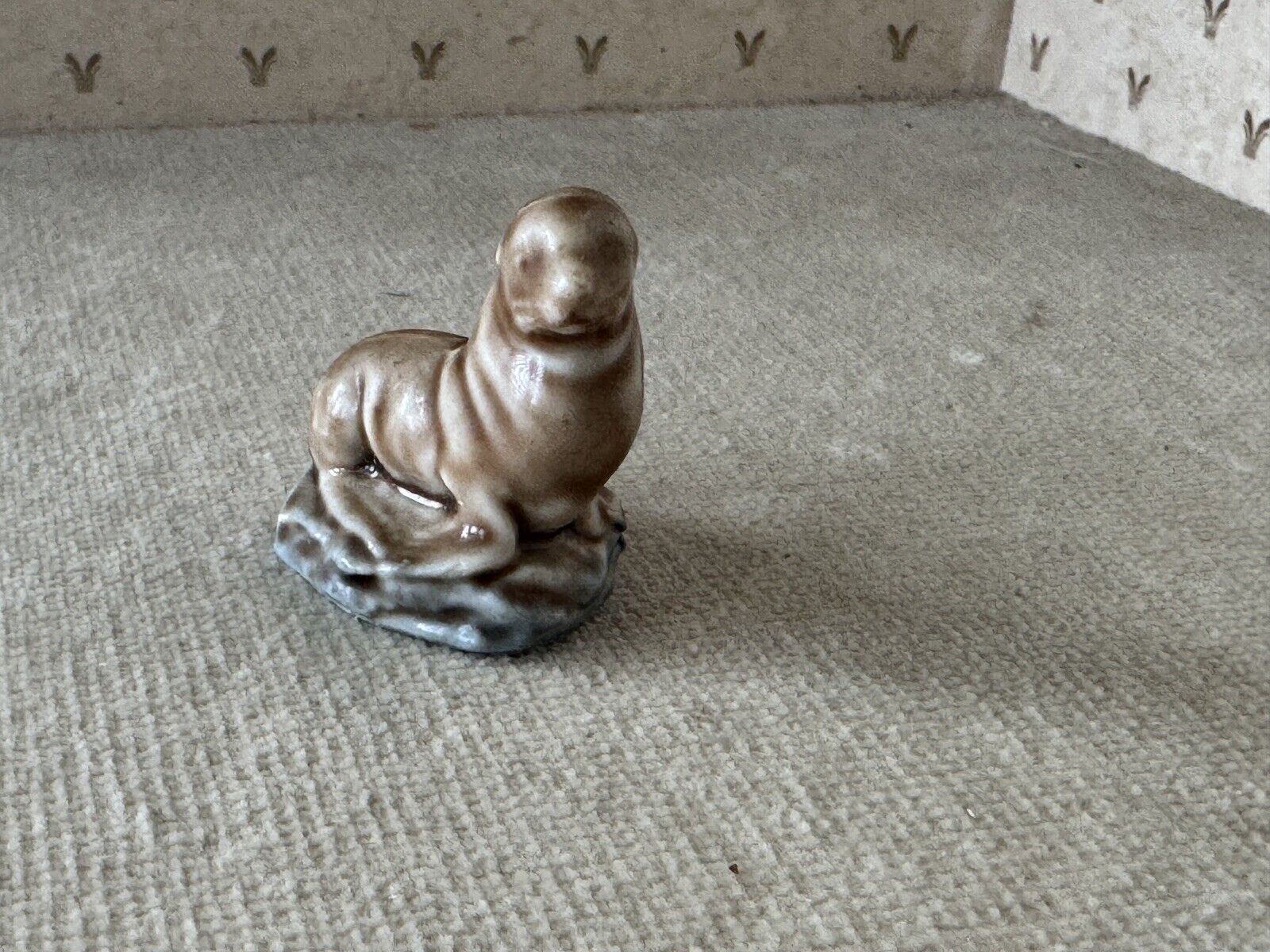 Picture 1 of 6