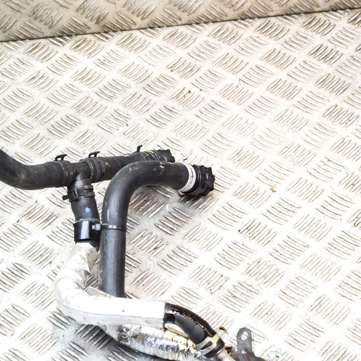 CHEVROLET CAMARO MK6 Coolant Hose Pipe 23296968 23296969