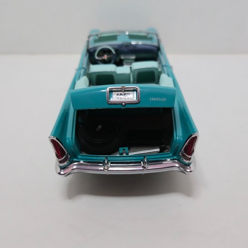 1957 Chrysler New Yorker Convertible 1:24 Scale Diecast from Danbury Mint - Picture 9 of 10