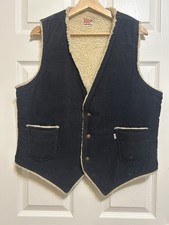 Men  s Vintage Levi  s Black Corduroy Sherpa Lined Vest Large