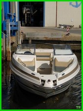 2004 Larson LXI 248 Bowrider MerCruiser 385 I/O Volvo Penta Outdrive
