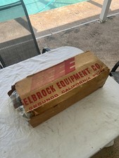 Nos Edelbrock Script Finned Aluminum Valve Covers Chevy Sbc 283 305 327 350 400 Nos Edelbrock Script Finned Aluminum Valve Covers Chevy Sbc 283 305 327 350 400