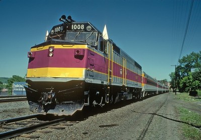 MBTA 1008 F40PH an White River Junction, VT Juni 1982 8,5 x 11 Foto