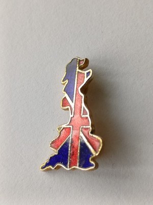 Rugby Club Coat of Arms Pin Team England Union Jack