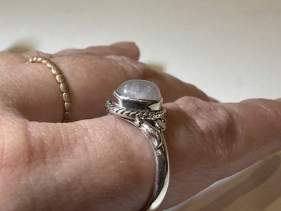Zargenfassung ovaler Mondstein Ring in 925 Silber