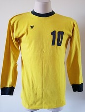 Borussia Dortmund 1969 - 1970 Home football long sleeve Erima shirt