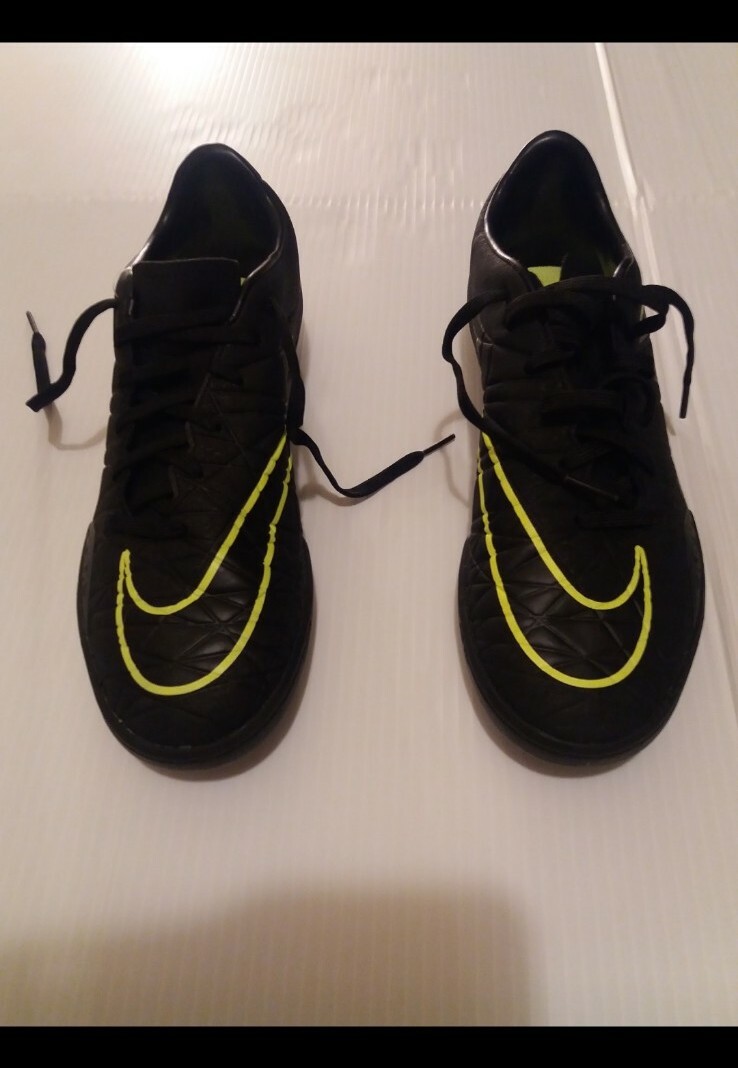 nike hypervenom phelon tf yellow