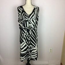 ELEMENTZ A-line Dress Size 1X Womans Plus Black White V-neck Sleeveless Stretch