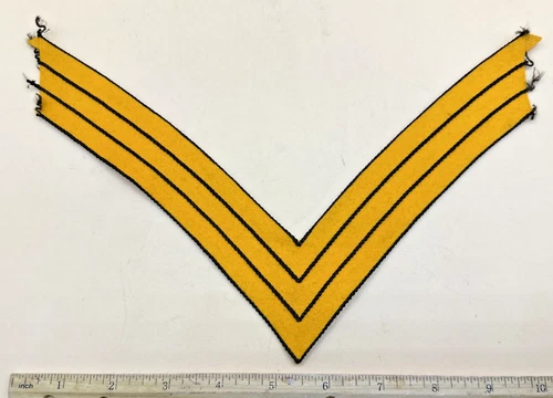 Post Civil War U.S. Army Sergeant of Cavalry yellow single rank chevron patch.