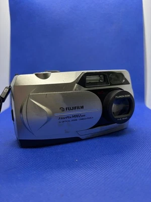 Fujifilm FinePix 1400 Zoom Digital Camera 1.3MP Tested With 32MB Card & Manual