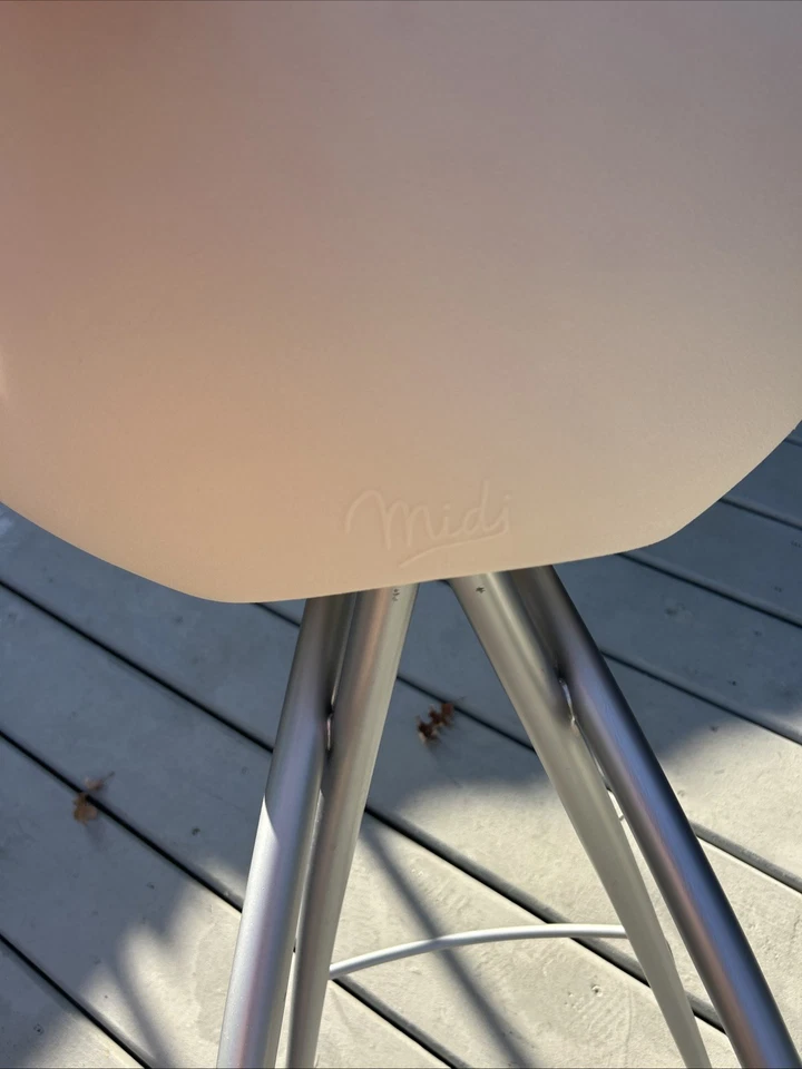 MIdj “Egg”Stools With Spider Legs Designed Roberto Foschia 1990’s Preowned - Image 4 of 4