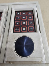 Mattel Intellivision II Video Game System & 40  Games! Ready to Hook Up & Play!