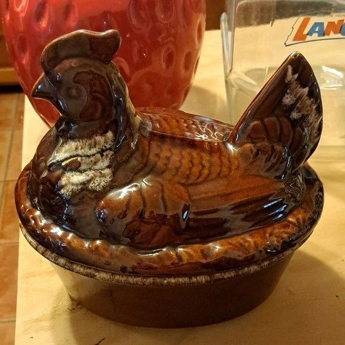 Hull Brown Ceramic Oval Chicken Casserole Dish With Lid Oven Proof 250