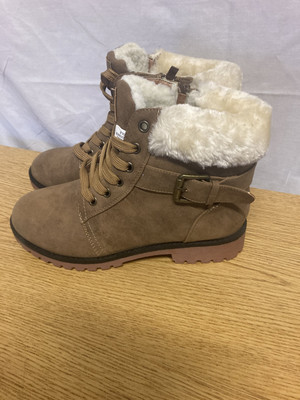 Woman s Apres By Lamo Park City AW1765 Brown Boots Size 7