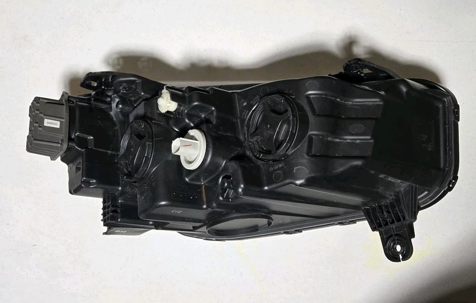 2020-2022 BUICK ENCORE  GX HEADLIGHT OEM GREAT DRIVERS LEFT 42779203 - Image 3 of 4