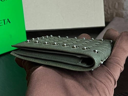 BOTTEGA VENETA BI-FOLD INTRECCIATO LEATHER WALLET MILITARY GREEN HAND MADE NEW - Picture 8 of 14