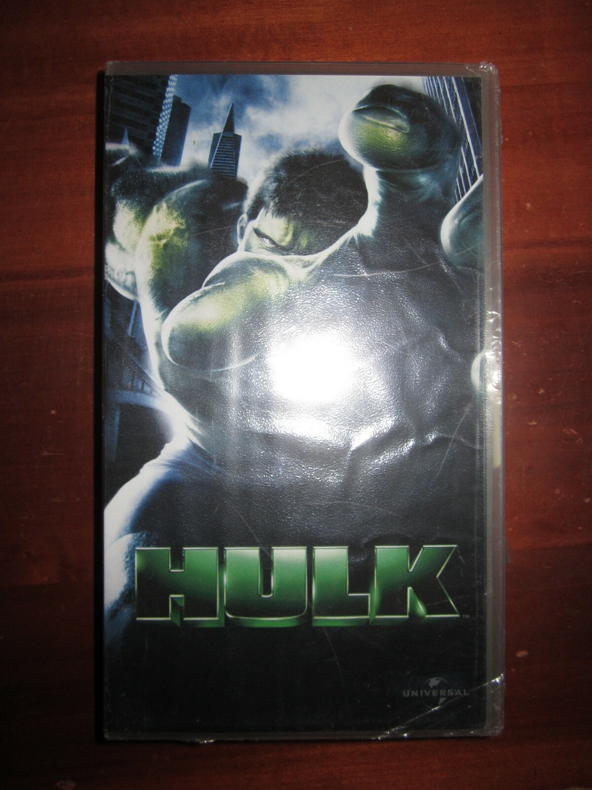 VHS HULK SIGILLATA DA ME TANTE VHS E DVD PER INUTILIZZO COMBINO SPEDIZIONI LEGGI
