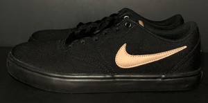 wmns nike sb check solar cnvs