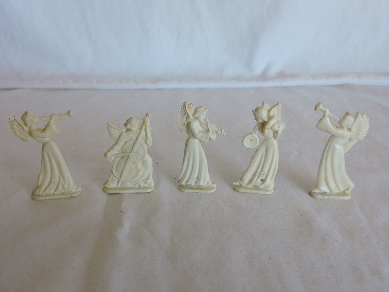 Eight German Wagner Vintage Margarine Prize Premiums Angels