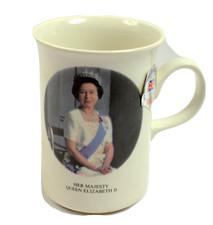 Queen Elizabeth II 1977 Jubilee Churchill Mug England w Sticker Never Used