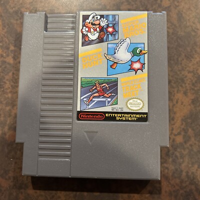 Super Mario Bros. / Duck Hunt / World Class Track Meet (Nintendo... NO SLEEVE.