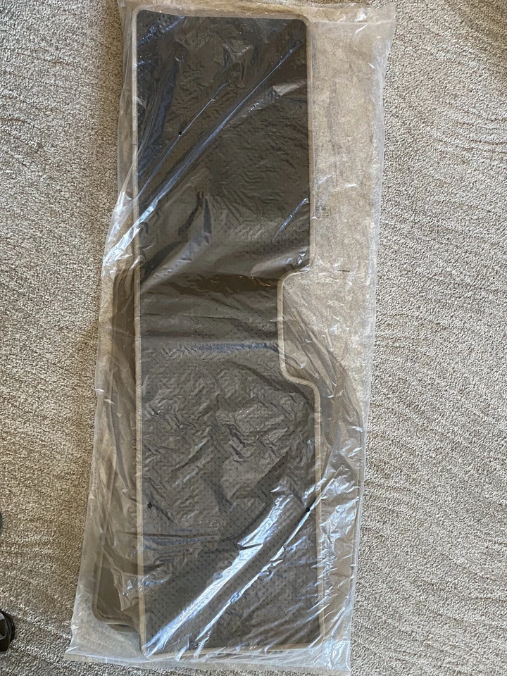 Alfombrillas GMC Terrain 2018-2023 delanteras y traseras premium gris OEM GM. Foto 4 de 4